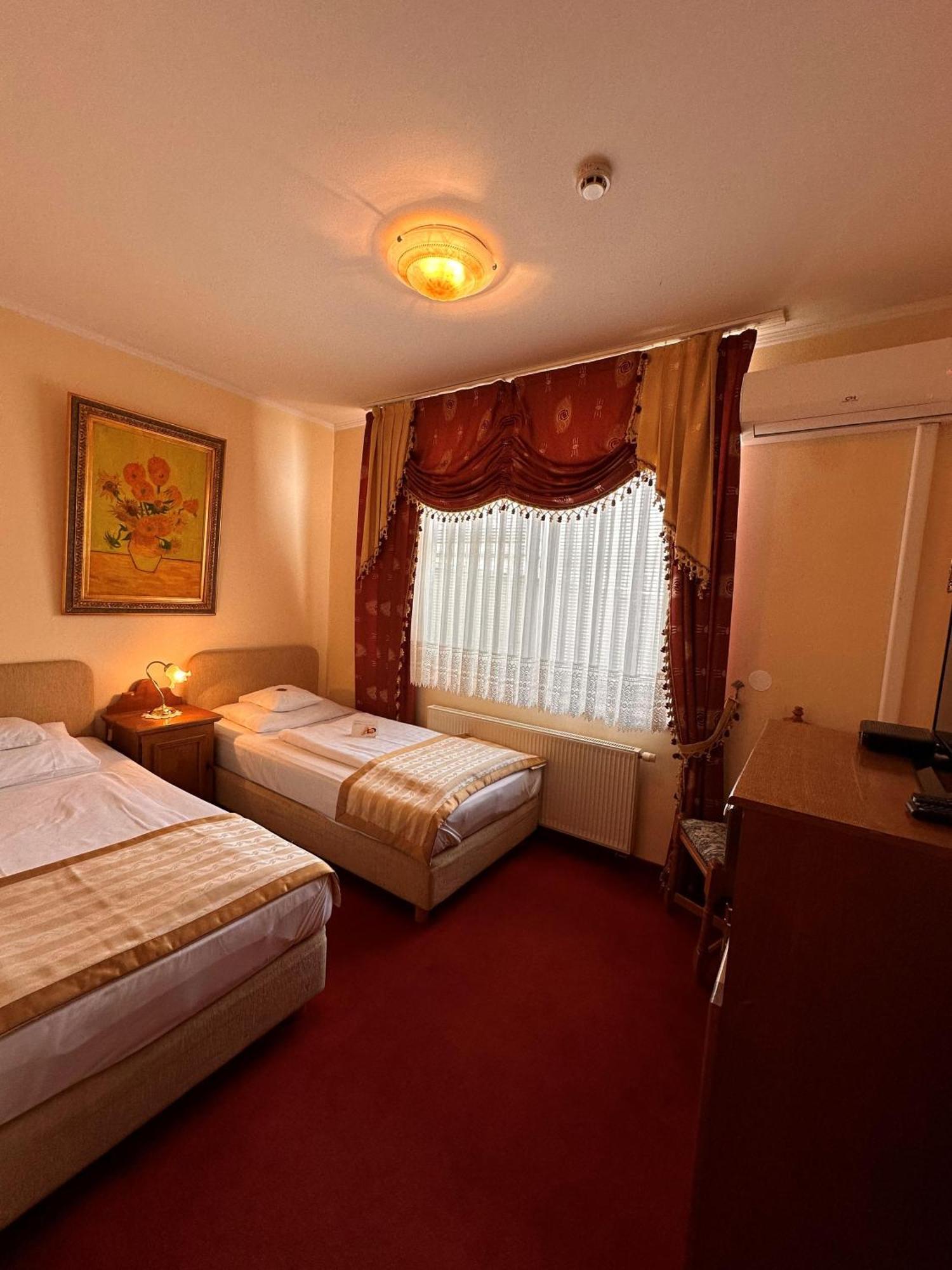 Hotel Grande Celje Ngoại thất bức ảnh