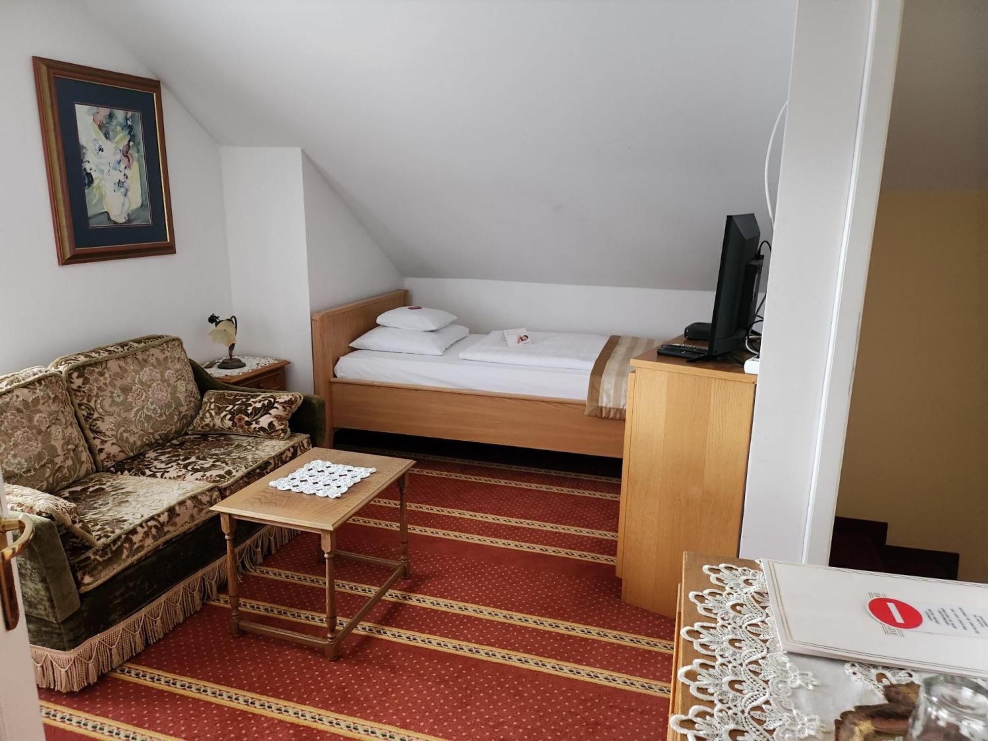 Hotel Grande Celje Ngoại thất bức ảnh
