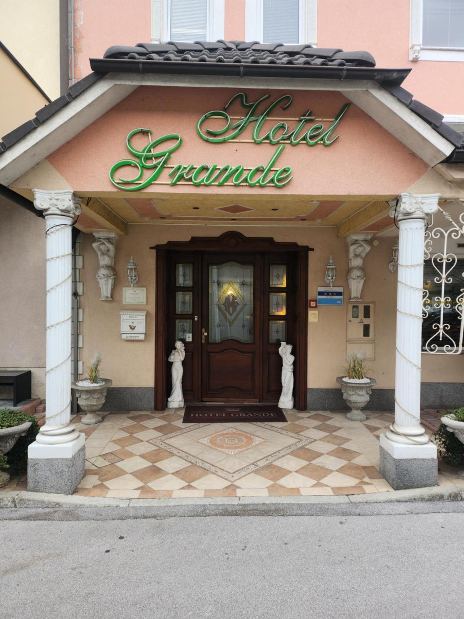 Hotel Grande Celje Ngoại thất bức ảnh